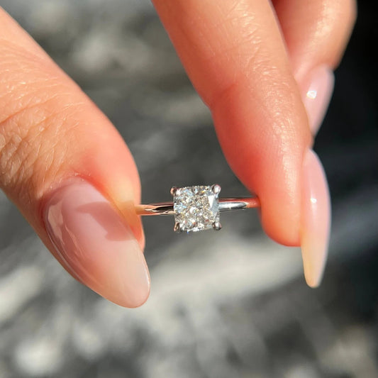 1.0 Ctw Cushion-Cut Solitaire Diamond Ring in 14K Gold