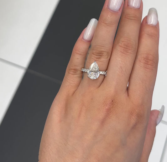 3.5 Ctw Pear-Cut Diamond Ring in 14K Gold
