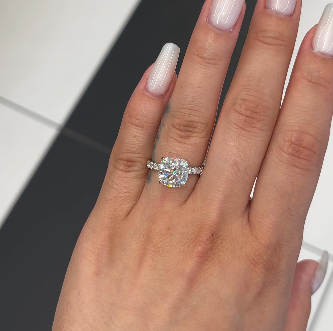 3.5 Ctw Cushion-Cut Diamond Ring in 14K Gold