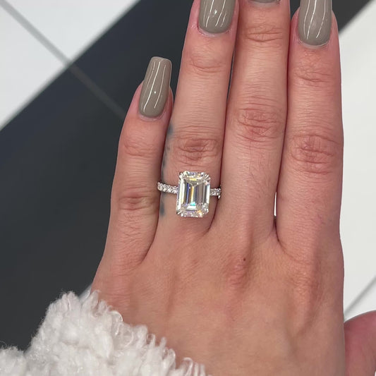 5.5 Ctw Emerald-Cut Diamond Ring in 14K Gold
