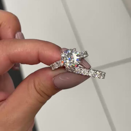 Round-Cut Eternity Set in 14K Gold