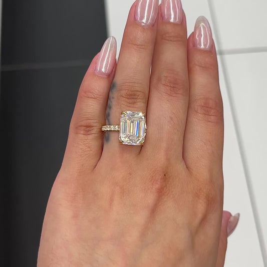 7.5 Ctw Emerald-Cut Diamond Ring in 14K Gold