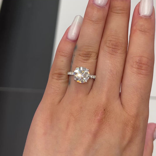 3.5 Ctw Round-Cut Diamond Ring in 14K Gold